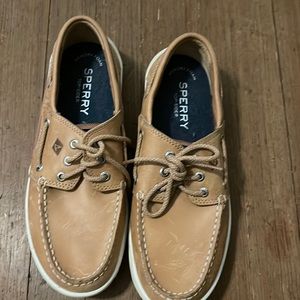 Sperry boat shoes